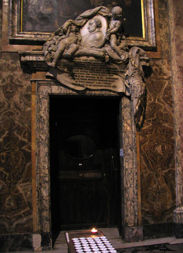 Camillo Paolucci, Grabmal S. Marcello al Corso, Gesamtansicht