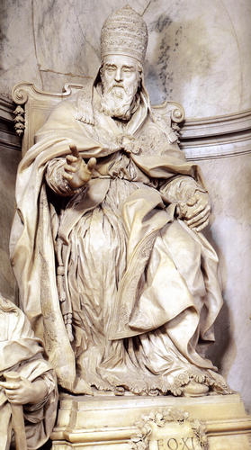 Leo XI., Grabmal S. Pietro in Vaticano, Ehrenstatue 