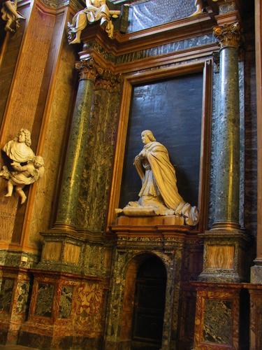 Giovanni Francesco Ginetti, Grabmal S. Andrea della Valle, Kardinalsstatue