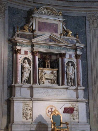  Francisco Quiniones, Grabmal S. Croce in Gerusalemme, Gesamtansicht